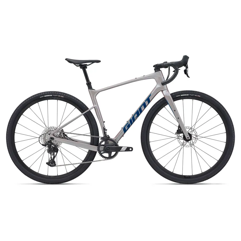Giant gravel bike carbon hotsell